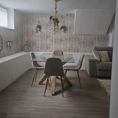 Con Piscina A Un Passo Da Torino Appartamento Settimo Torinese