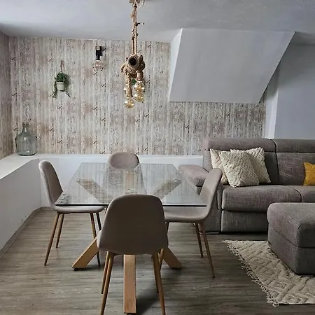 Con Piscina A Un Passo Da Torino Апартаменты *