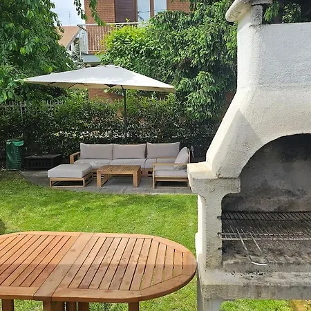 Con Piscina A Un Passo Da Torino Appartamento