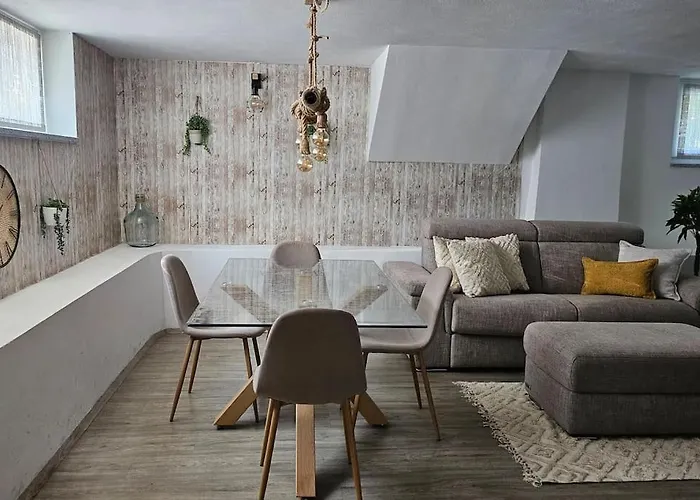 Con Piscina A Un Passo Da Torino Appartement *