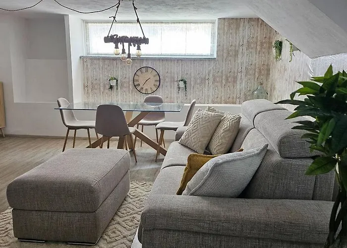 Con Piscina A Un Passo Da Torino Appartement