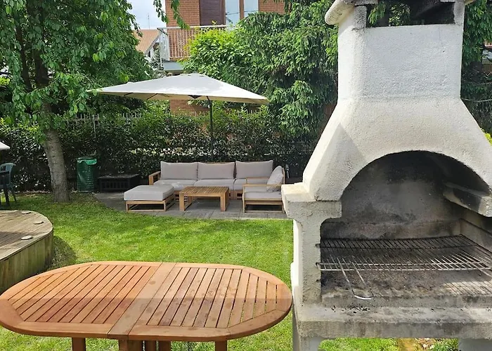 Con Piscina A Un Passo Da Torino Appartement